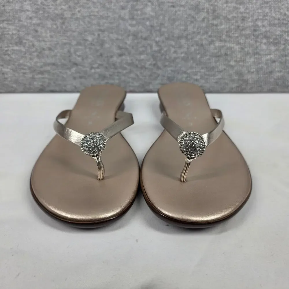 ITALIAN SHOEMAKERS RAMONI WOMEN’S METALLIC GOLD THONG SANDALS – SIZE 9 (NWOT)